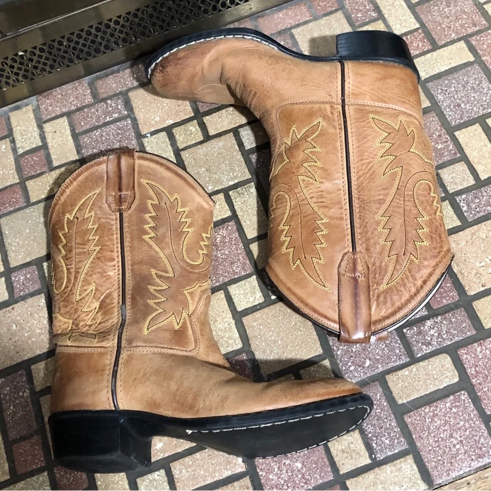 Old West Kids Brown Leather Western Cowboy Boots with Yellow Stitching Size 1.5
